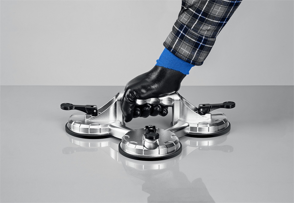 ЗУБР  140 кг, тройной алюминиевый подъемник на присоске, Профессионал (33723-3) 33723-3