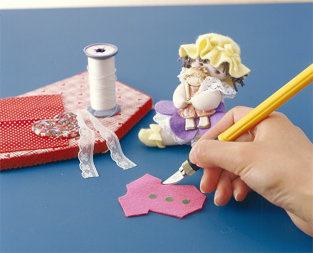 OLFA  с профильными лезвиями 6 мм, 4 шт, перовой нож (OL-AK-4) OL-AK-4