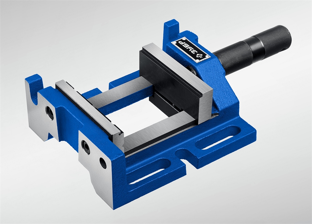 ЗУБР  100 мм, трехсторонние станочные сверлильные тиски, Профессионал (32723) 32723