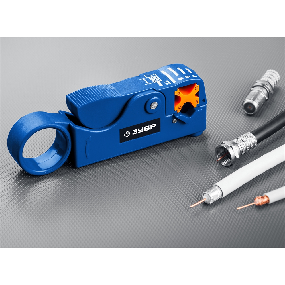 ЗУБР  COAX-3, (RG58, RG59, RG62), стриппер коаксиальных кабелей, Профессионал (22657) 22657